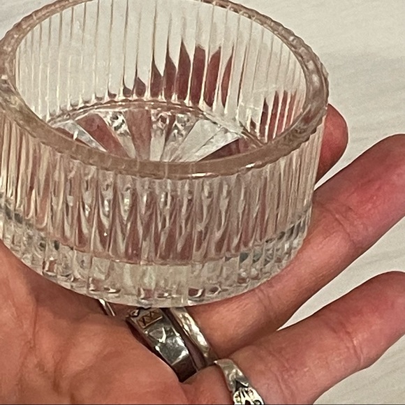 Vintage Crystal cut trinket Faux pearl open top bow trinket/jewelry/rings - Picture 4 of 9